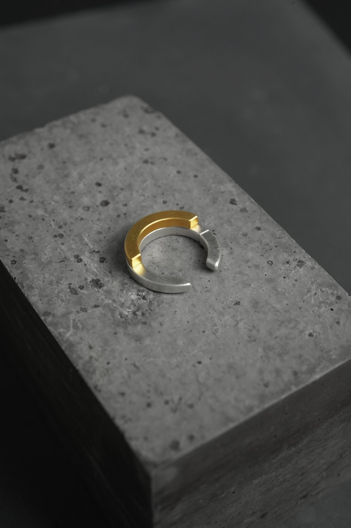 Musubi Ear Cuff