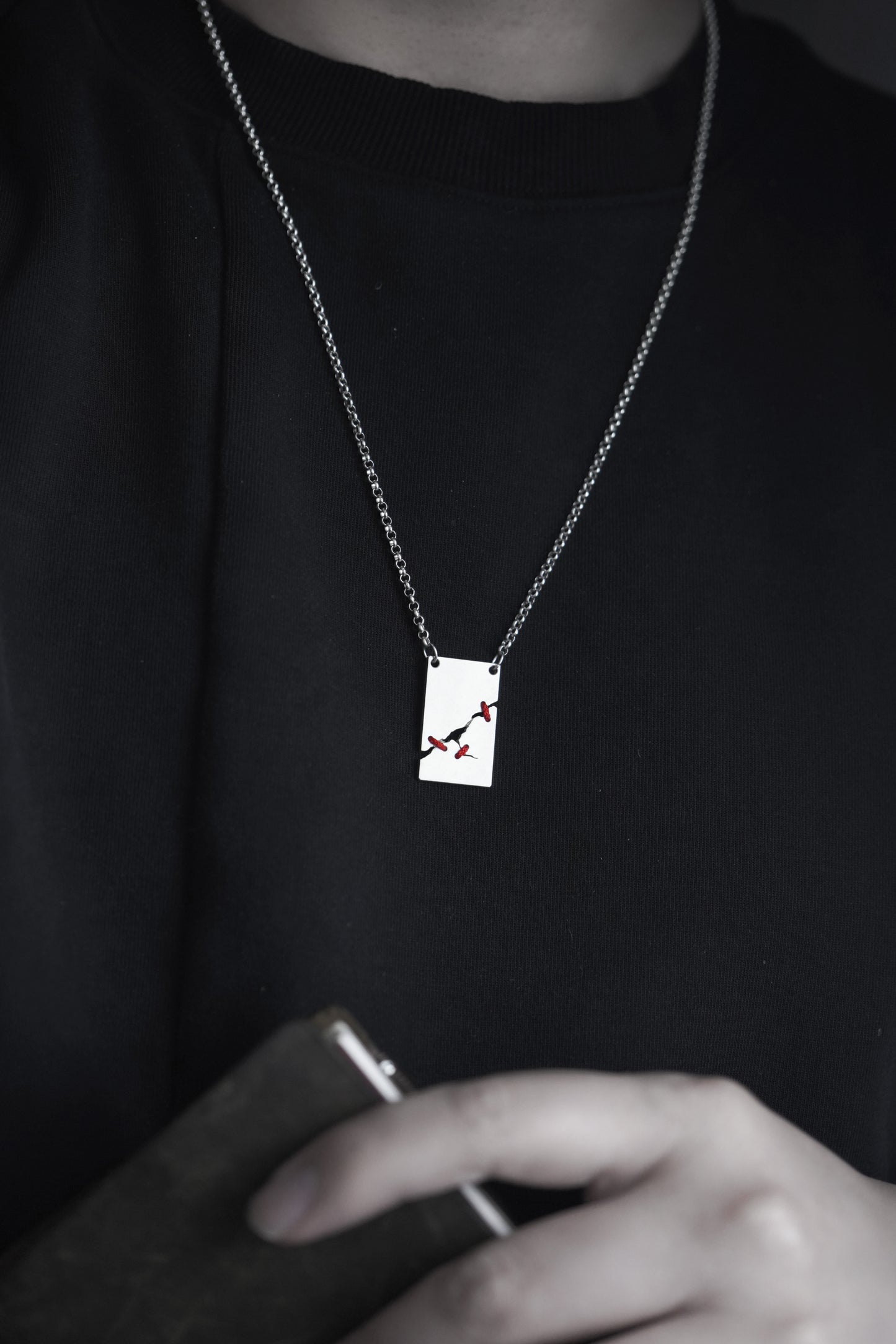 JuCi Red Line Pendant Tri