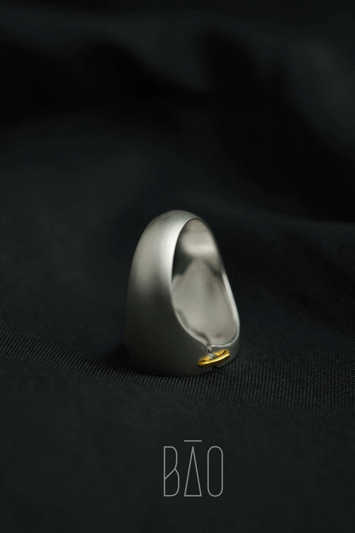 JuCi Signet Ring Round