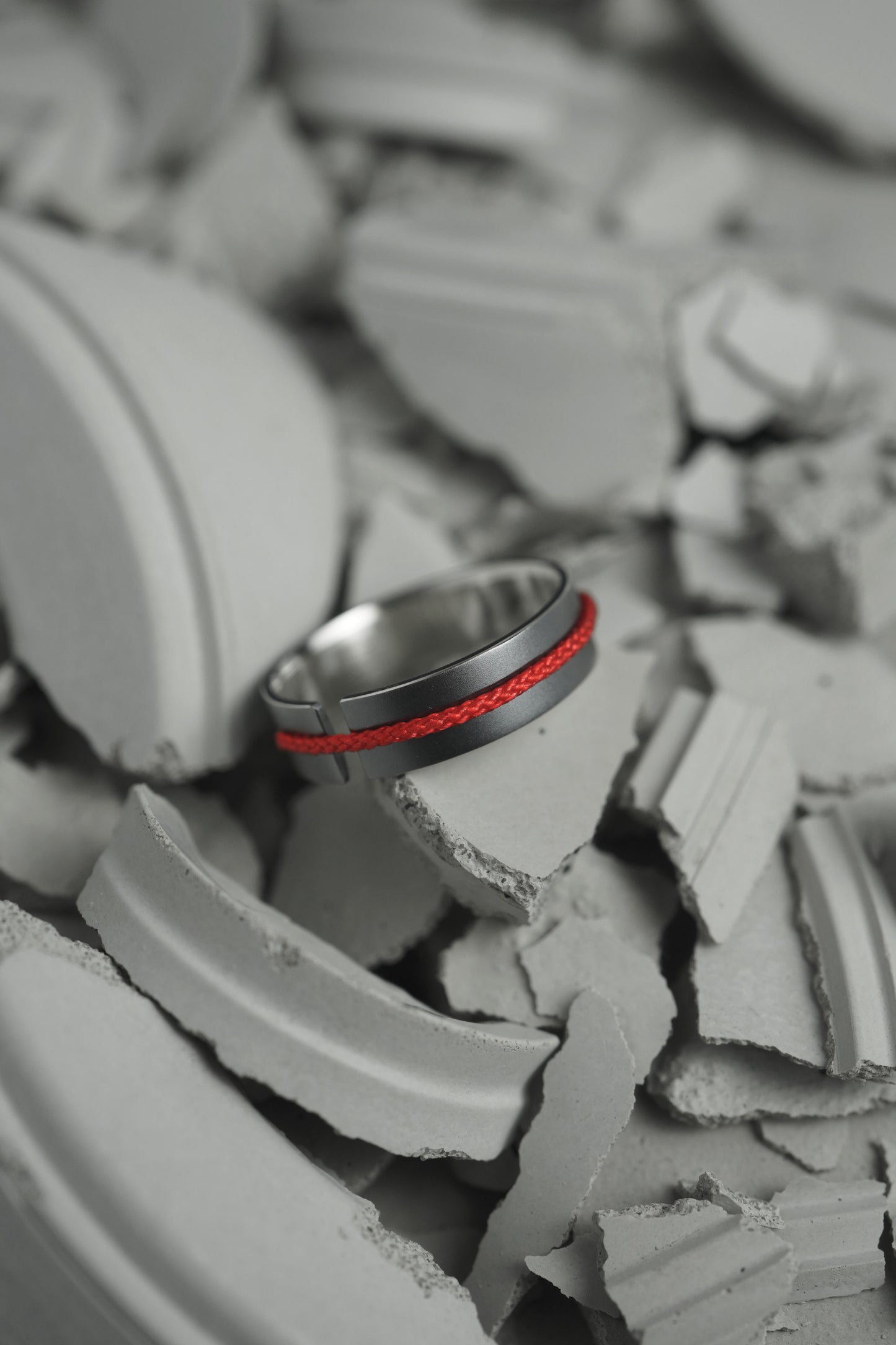 Red Line Band 5mm Dark