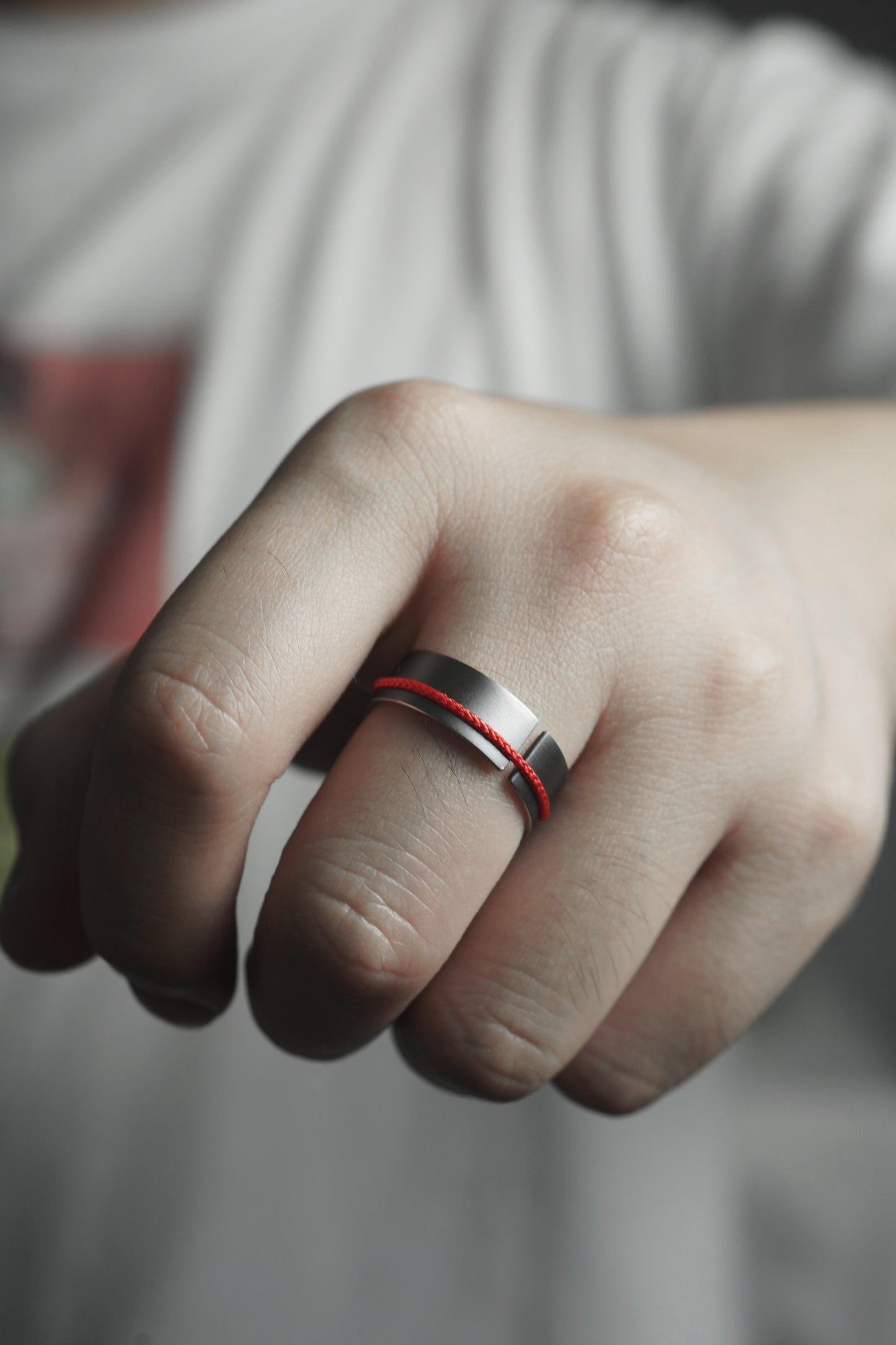 Red Line Band 7mm Dark