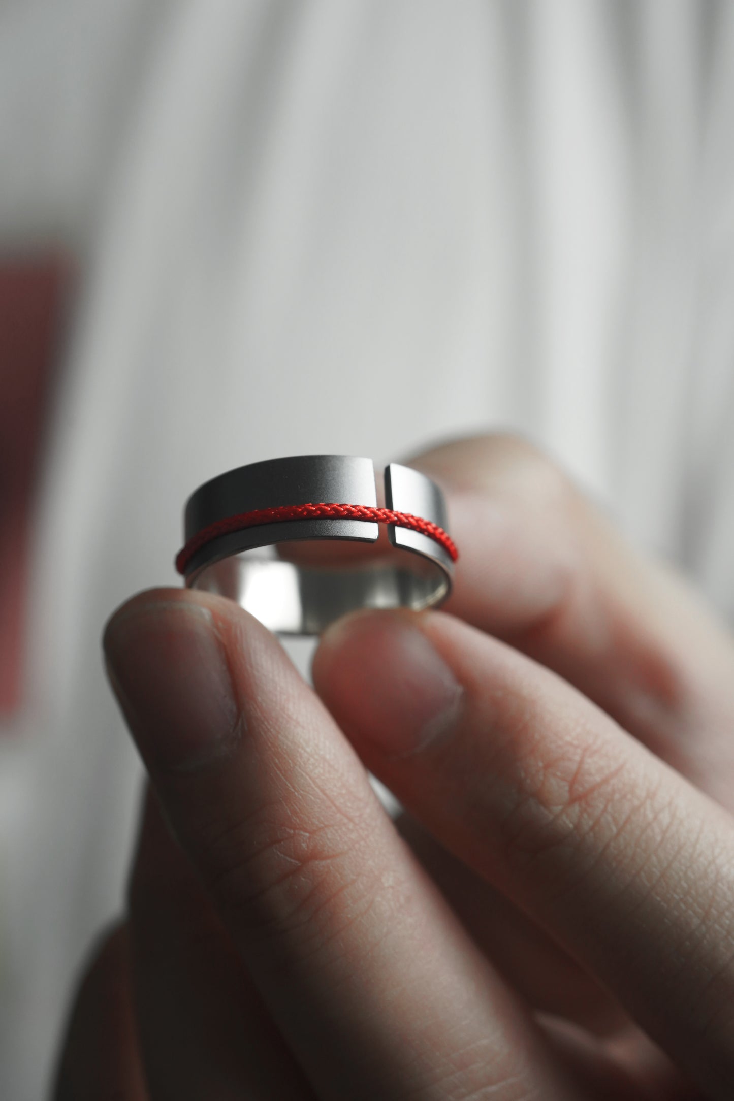 Red Line Band 7mm Dark