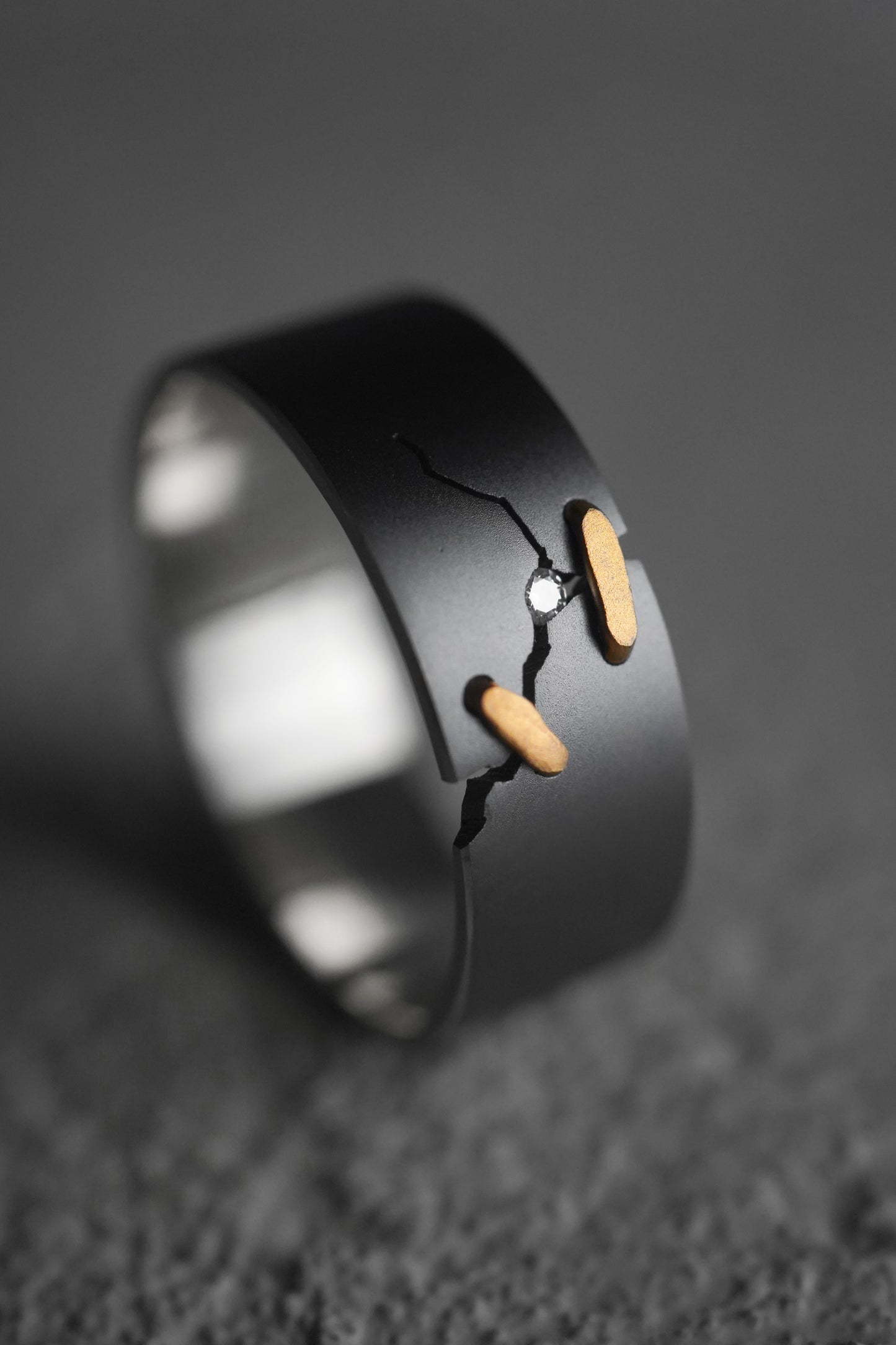 JuCi Band Ring Dark Duo With Diamond