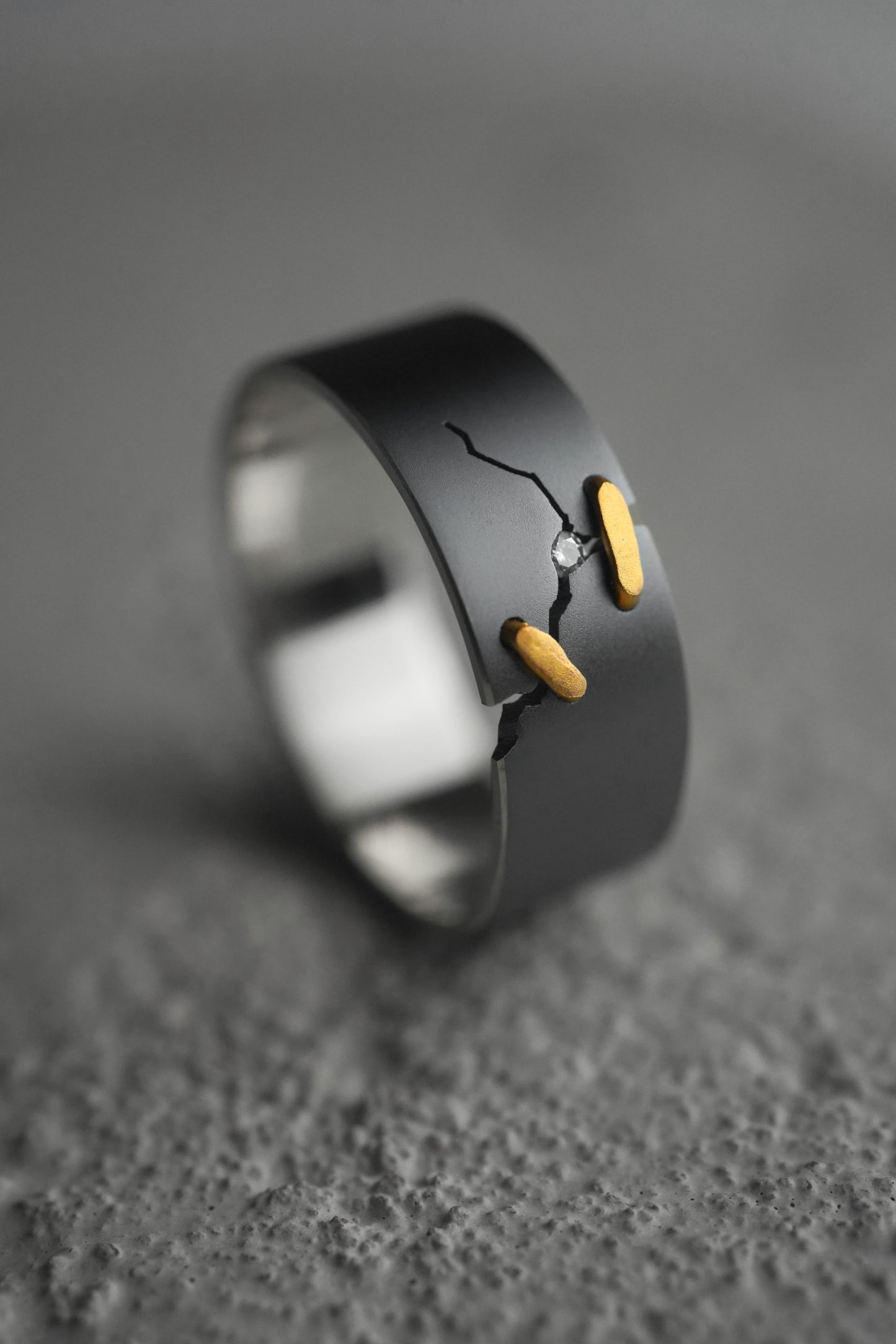 JuCi Band Ring Dark Duo With Diamond