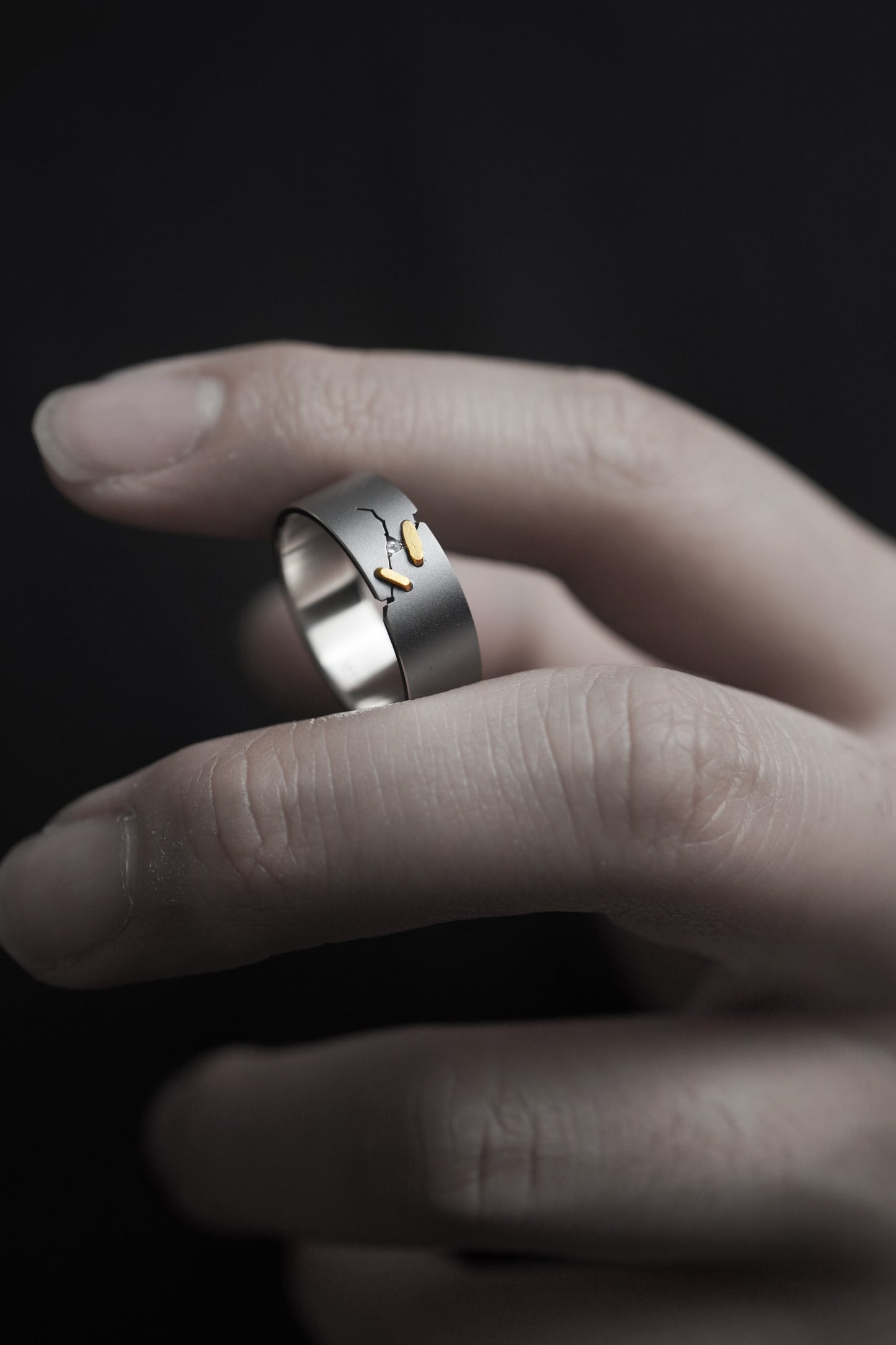 JuCi Band Ring Dark Duo With Diamond