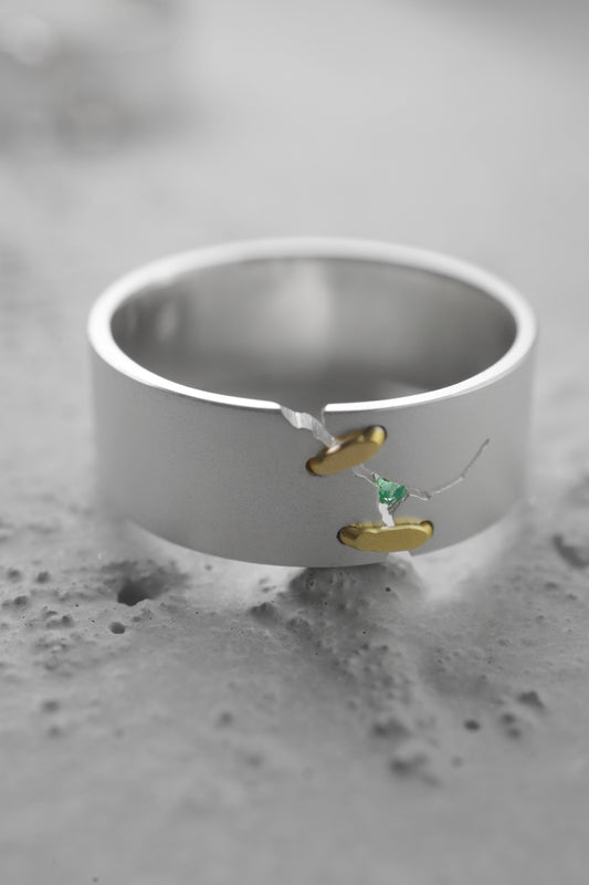 JuCi Band Ring White Duo With Emerald