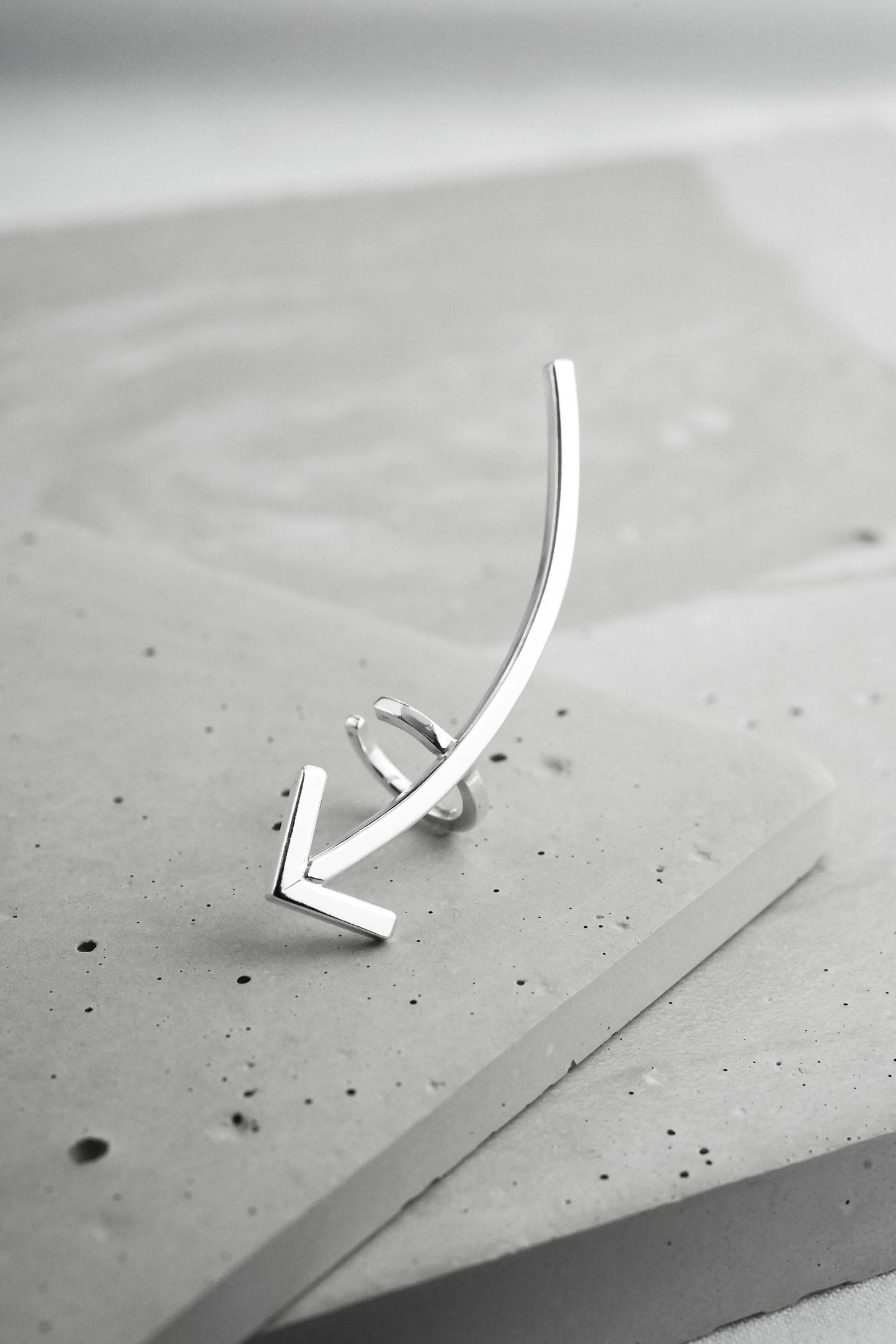 Arrow Earcuff